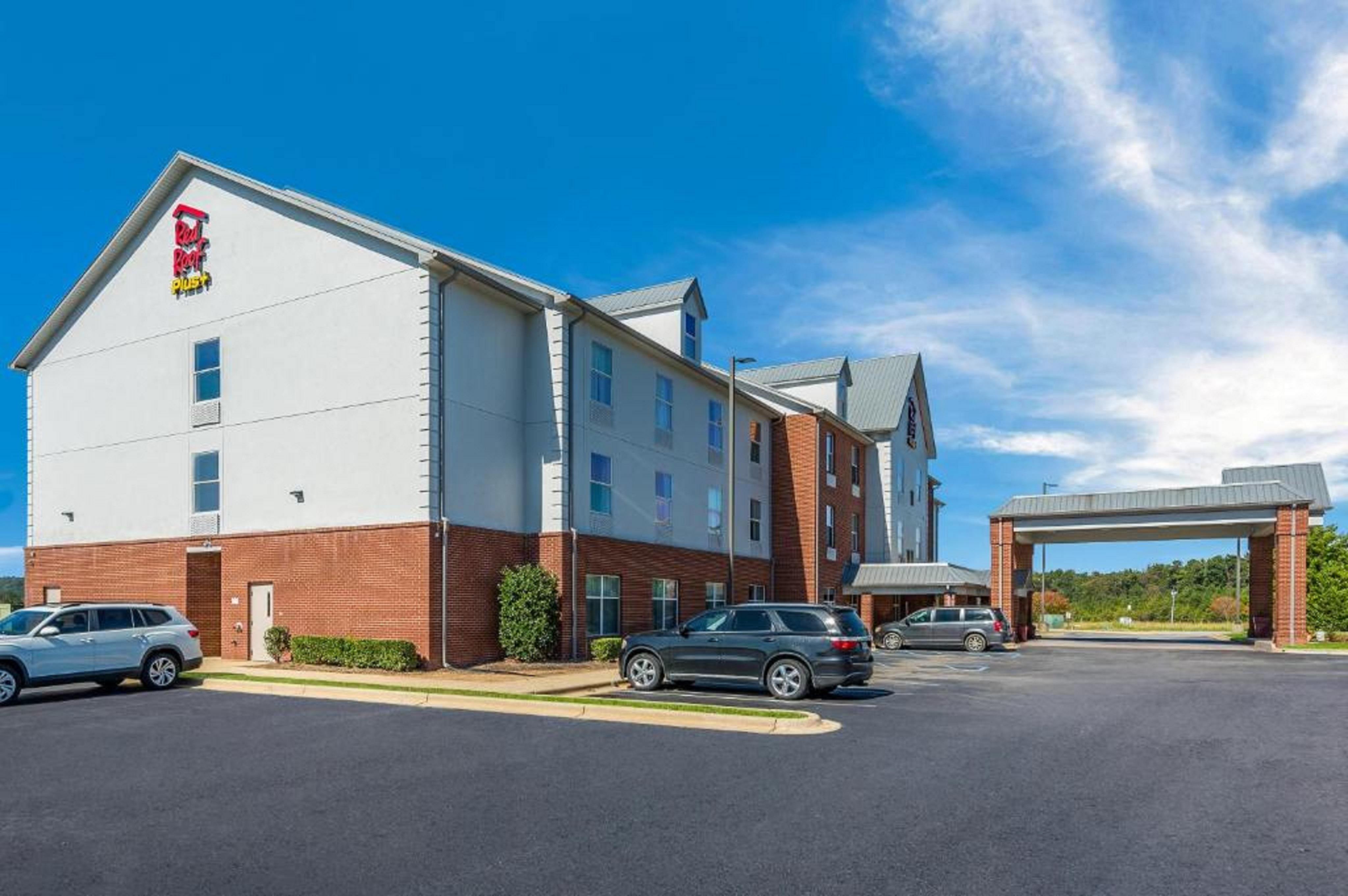 Red Roof Inn Plus & Suites Birmingham - Bessemer Exterior photo